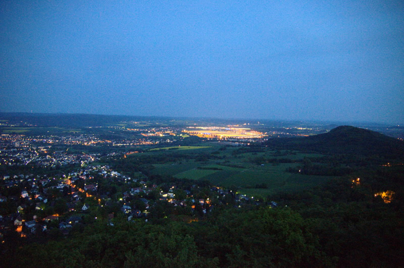 Blick vom Bismarckturm bei Nacht